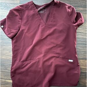 Figs Women’s Casma Three Pocket Scrub top- Large